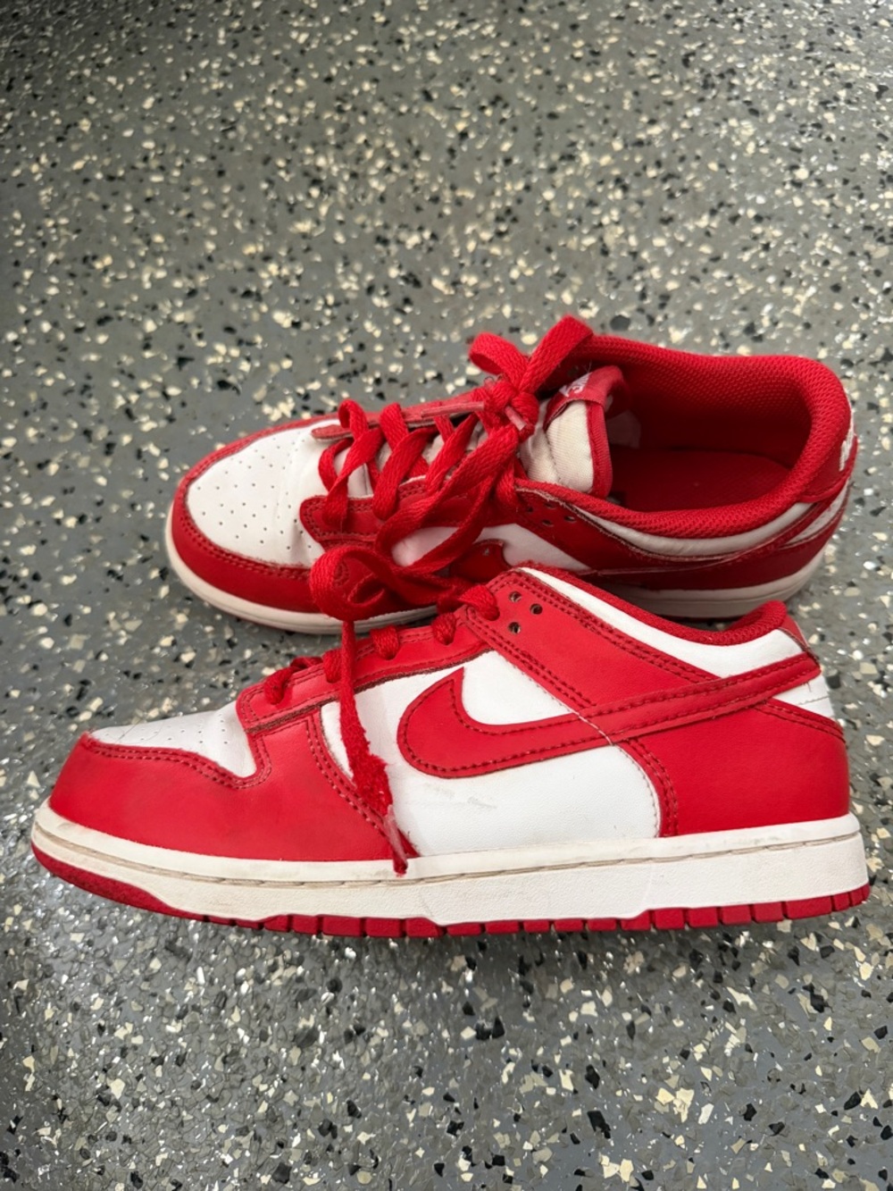 Nike dunk low red/white shoes 3y youth kids sneakers